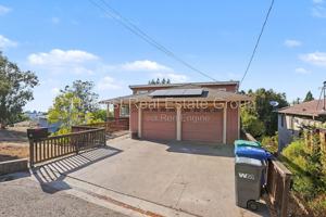 featured image of 2652 Hillcrest Ave
