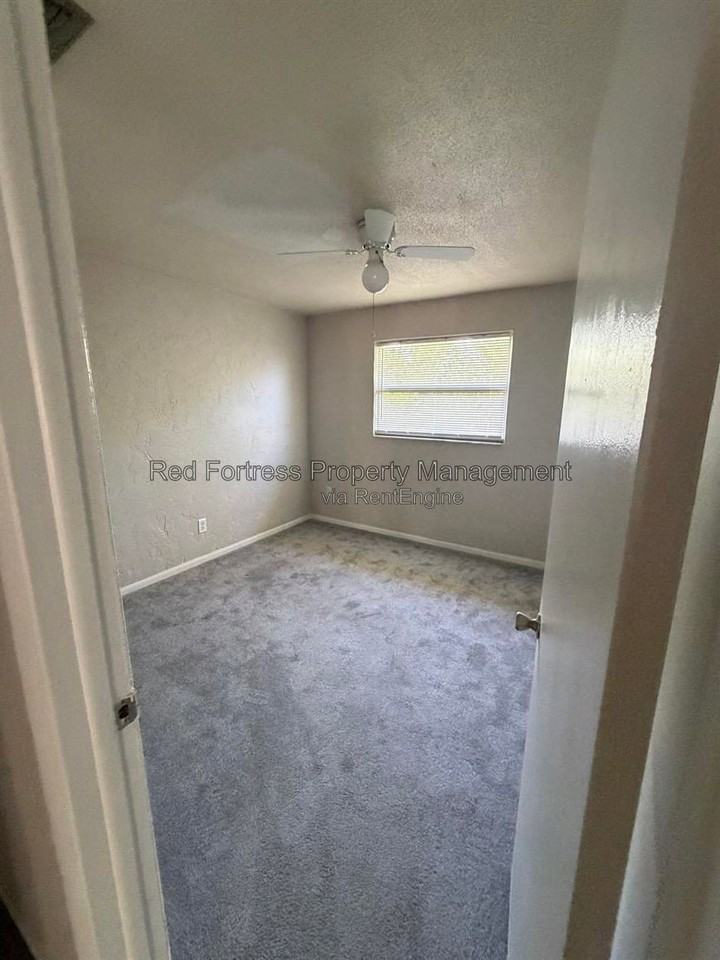 1942 Passaic Ave #8 - Photo 4 of 6