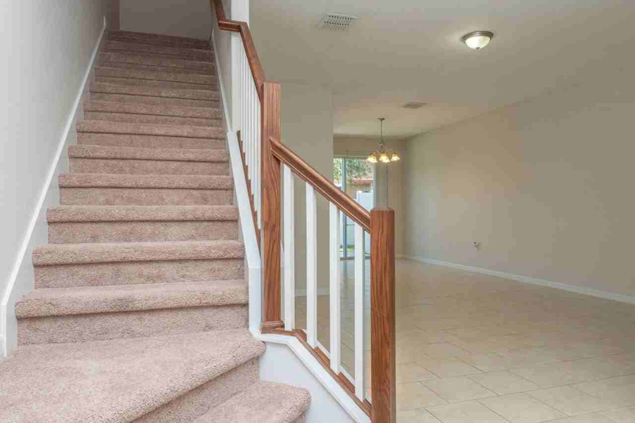 9407 Tawnyberry St - Photo 5 of 13