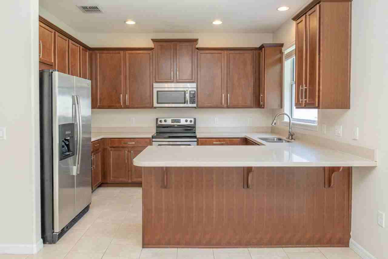 9407 Tawnyberry St - Photo 6 of 13