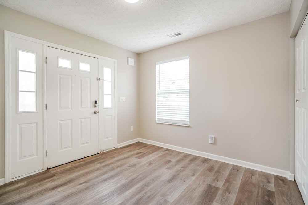 4880 Grimm Dr - Photo 6 of 17