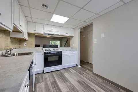 341 Greenland Dr - Photo 7 of 26