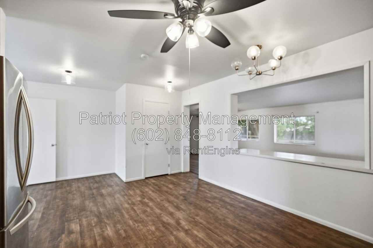 4232 W Keim Dr - Photo 4 of 32