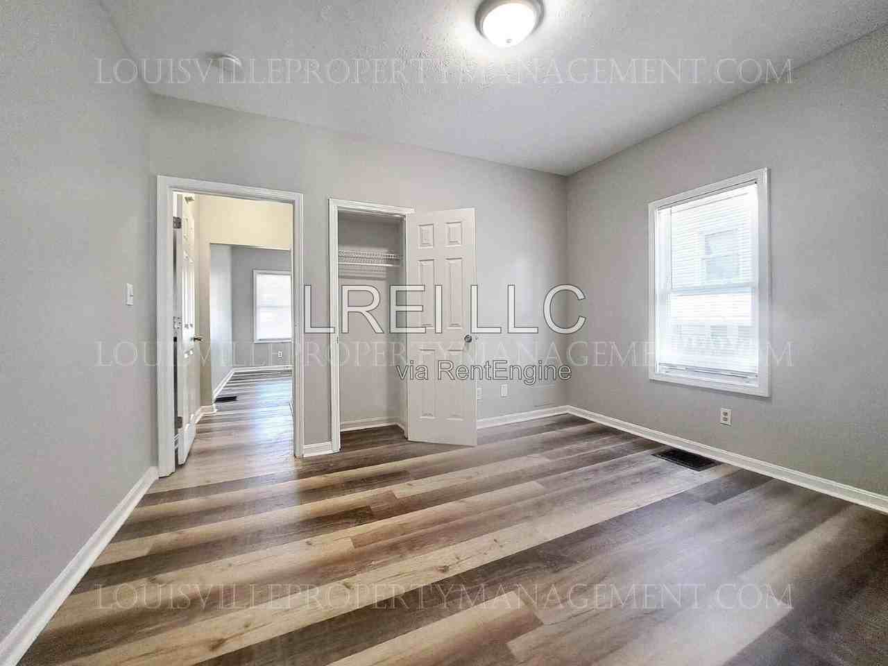 2215 7th Street Rd - Photo 5 of 10