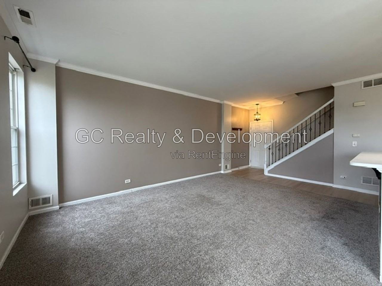 1033 Heron Cir - Photo 5 of 22