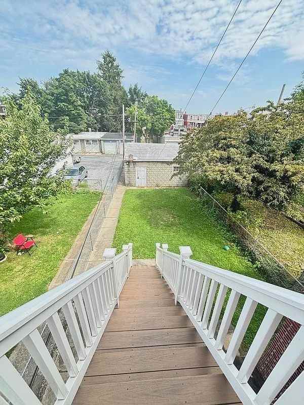 227 E Clay St #3 - Photo 3 of 17