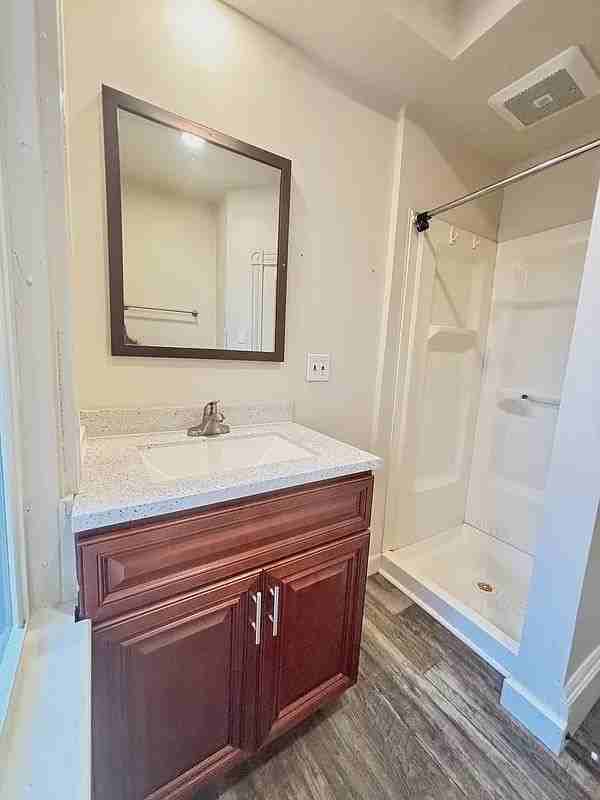 227 E Clay St #3 - Photo 4 of 17