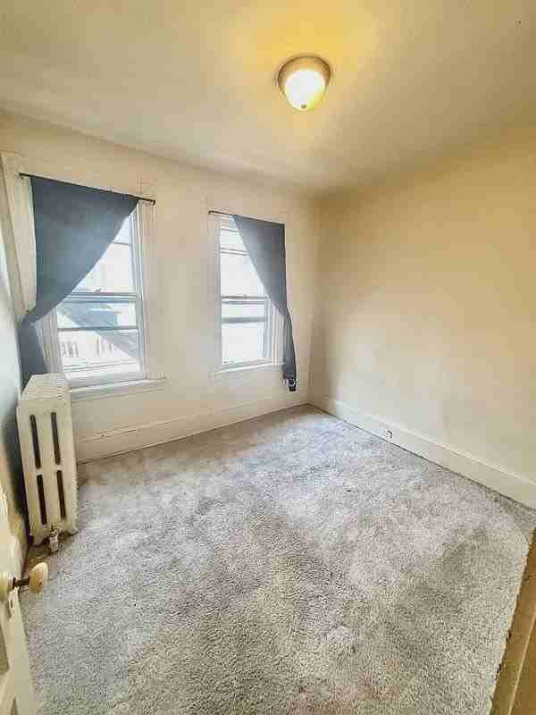 227 E Clay St #3 - Photo 6 of 17