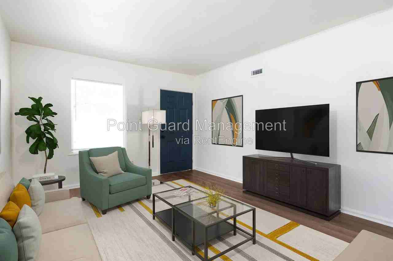761 S Beverly Dr #761B - Photo 2 of 19