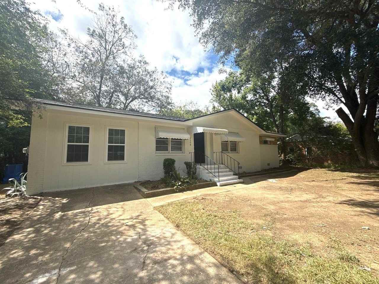 2309 Ginny Ave - Photo 2 of 13