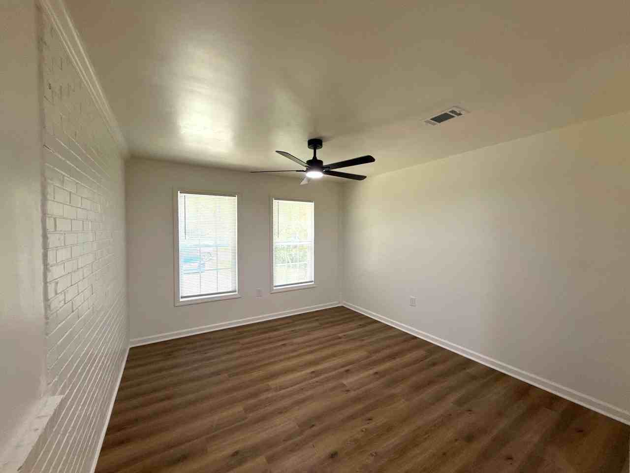 2309 Ginny Ave - Photo 6 of 13