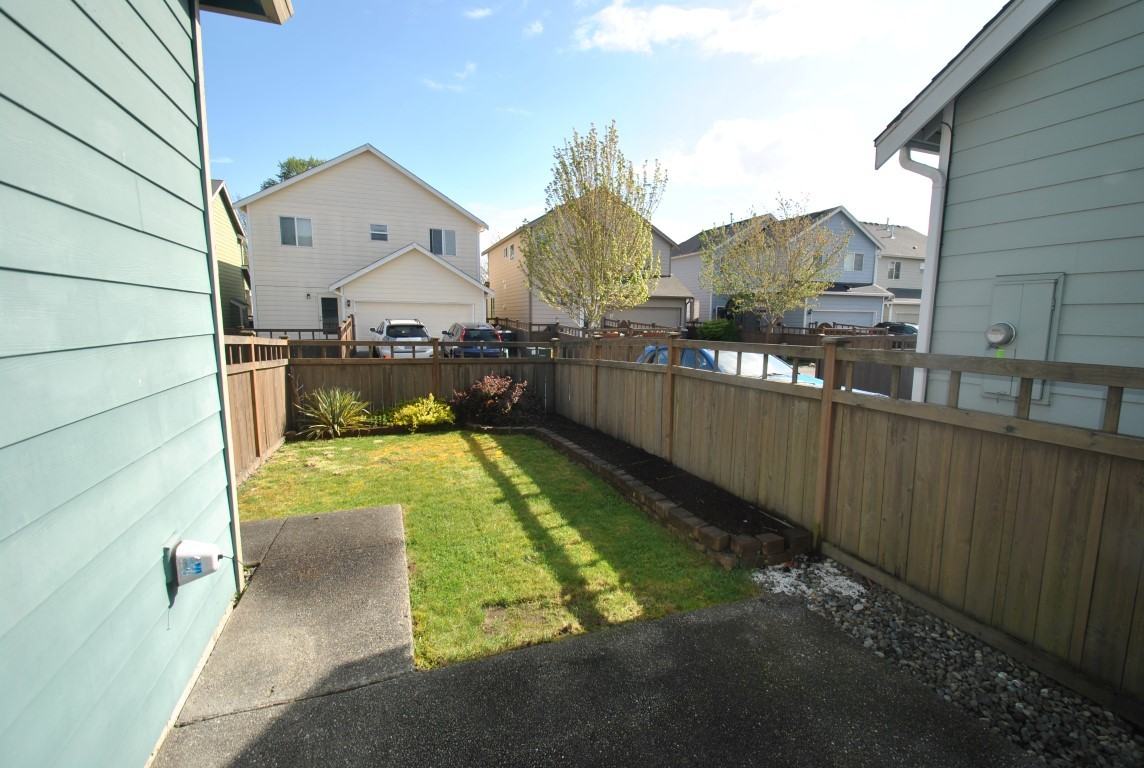 6337 Park St E - Photo 2 of 17