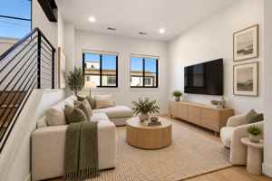 featured image of 3295 Navajo St