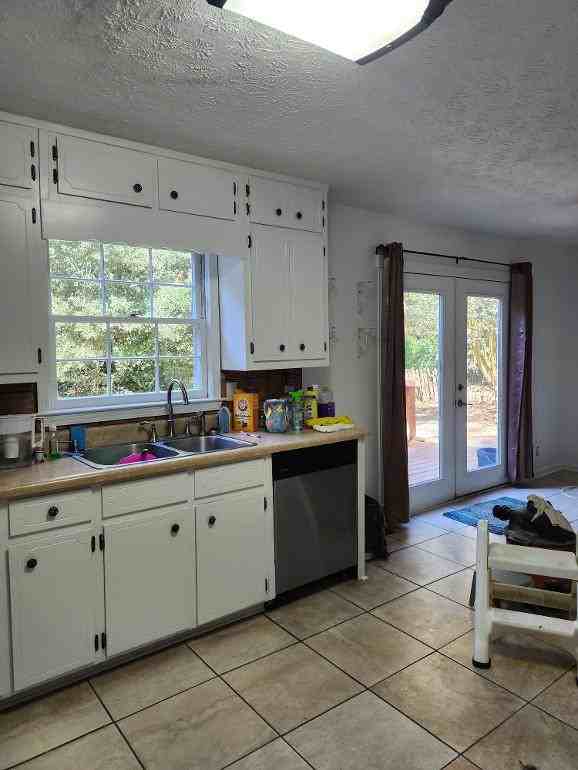 1530 Compton Woods Dr - Photo 3 of 7