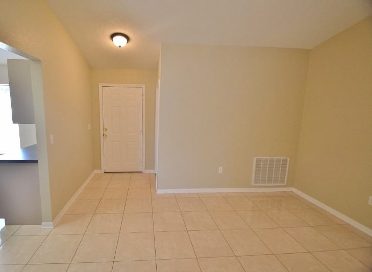4108 Baywater Pl - Photo 3 of 6