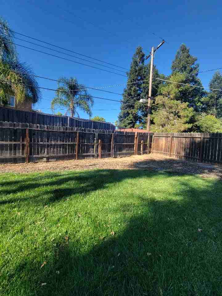 8249 Oahu Dr - Photo 6 of 7
