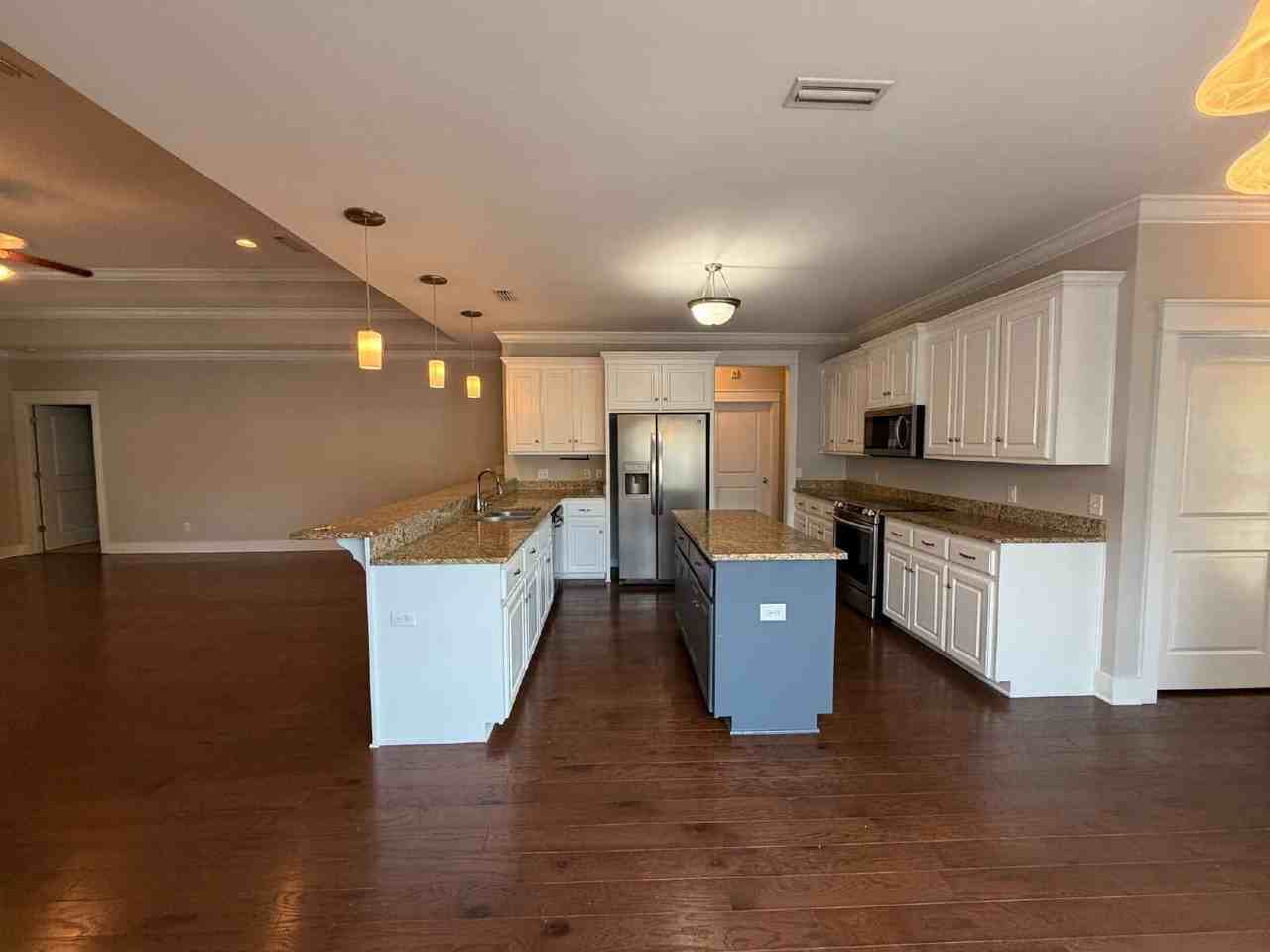 120 Prestwick Dr - Photo 4 of 27