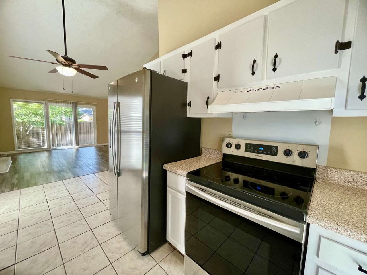 4609 Fen Ct - Photo 5 of 18