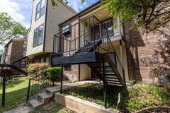 2542 Babcock Rd - Photo 1 of 1