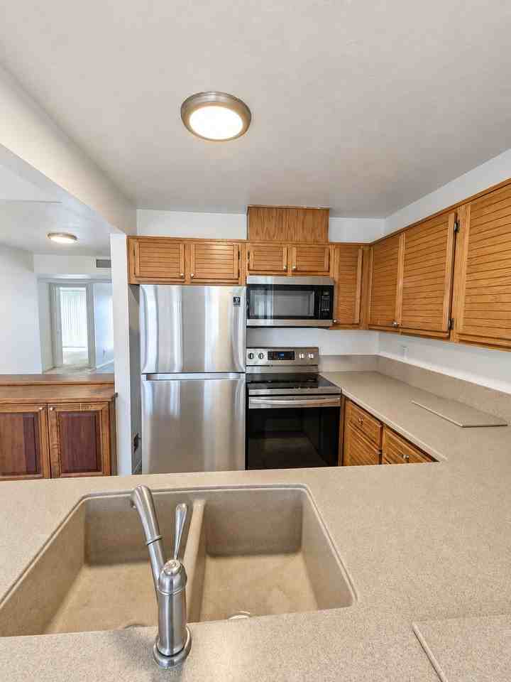 25671 Le Parc #43 - Photo 6 of 20
