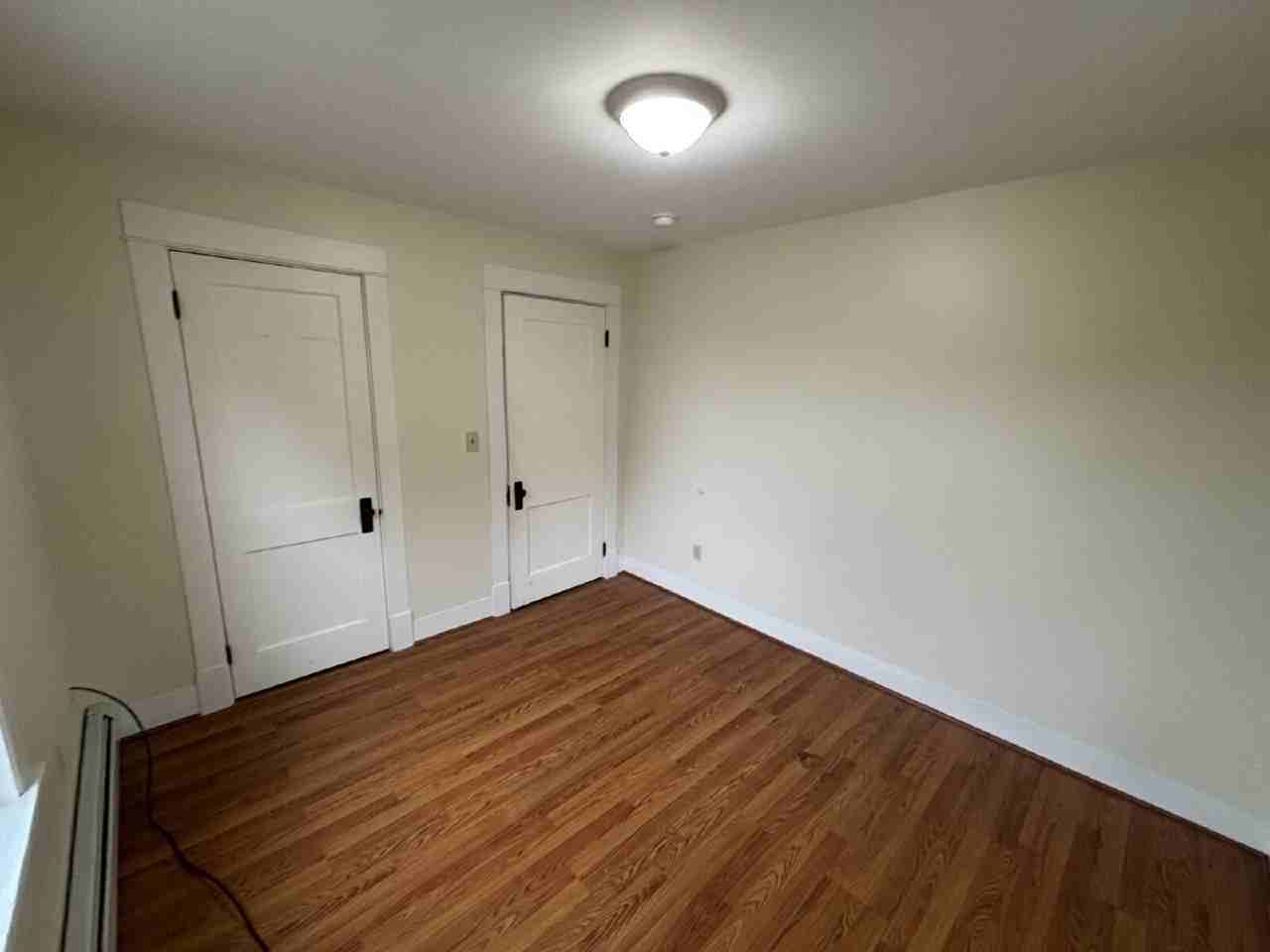 142 Emery St #B - Photo 6 of 10