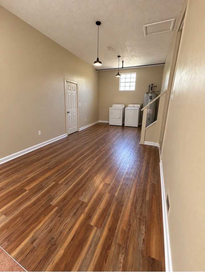 512 Appleton Dr - Photo 5 of 14