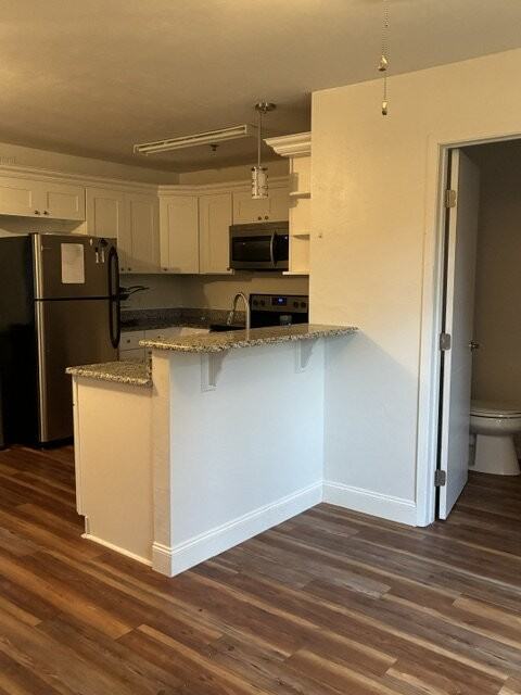 7821 Maplewood Dr #404 - Photo 7 of 21