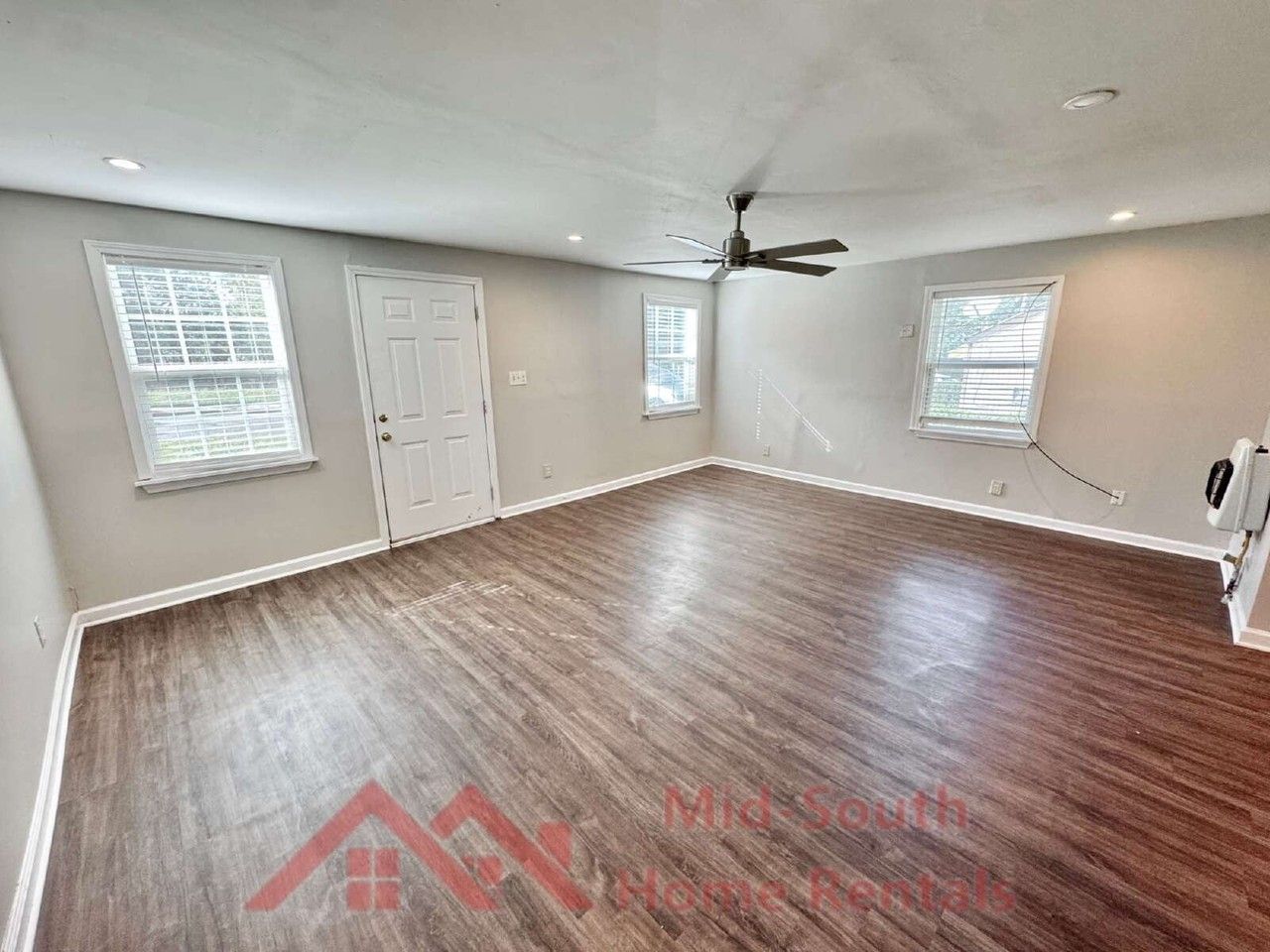 324 Harrell St - Photo 7 of 20