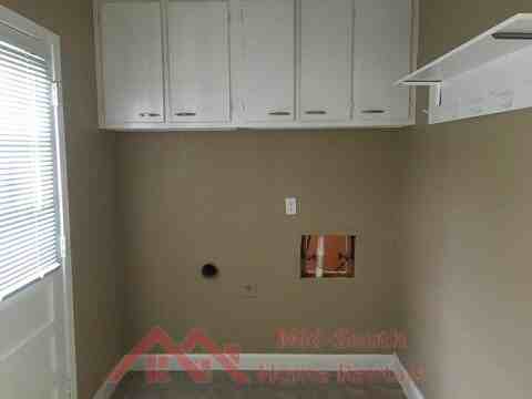 4806 Violet Ave - Photo 7 of 19