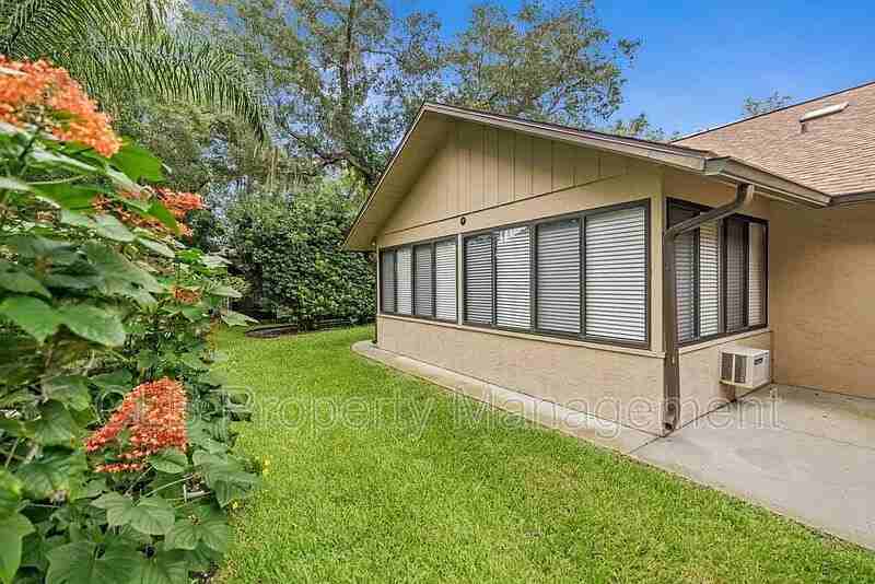 6177 Sequoia Dr - Photo 2 of 19