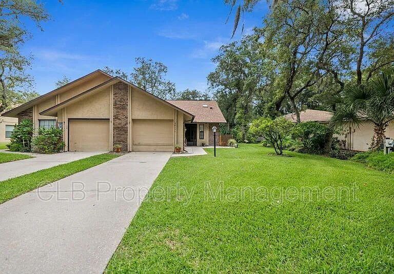 6177 Sequoia Dr - Photo 4 of 19