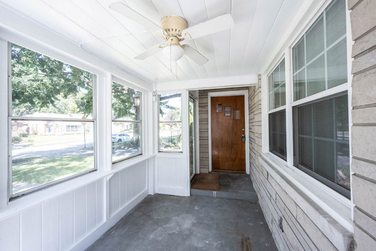 6011 Haverford Ave - Photo 2 of 36