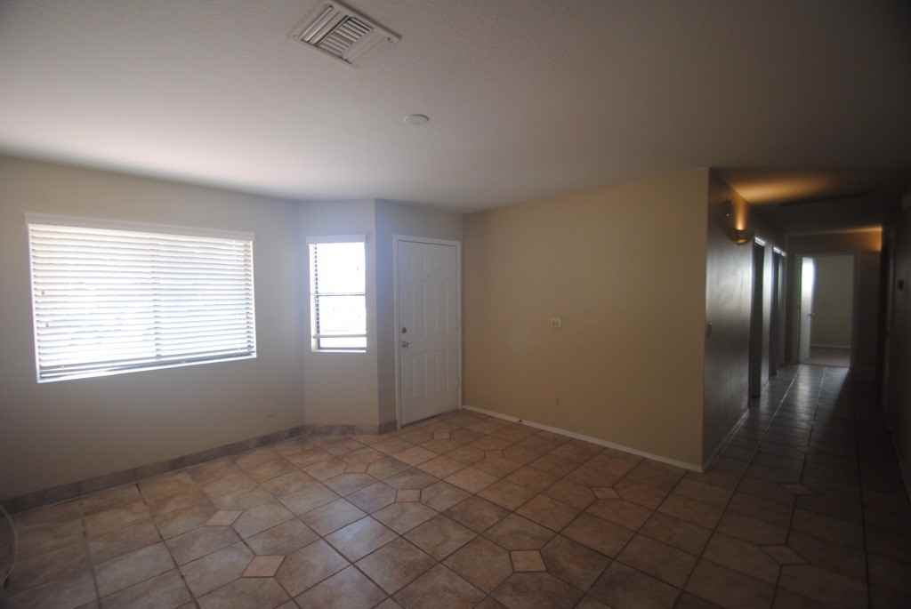 6418 E Fairfield St - Photo 3 of 14