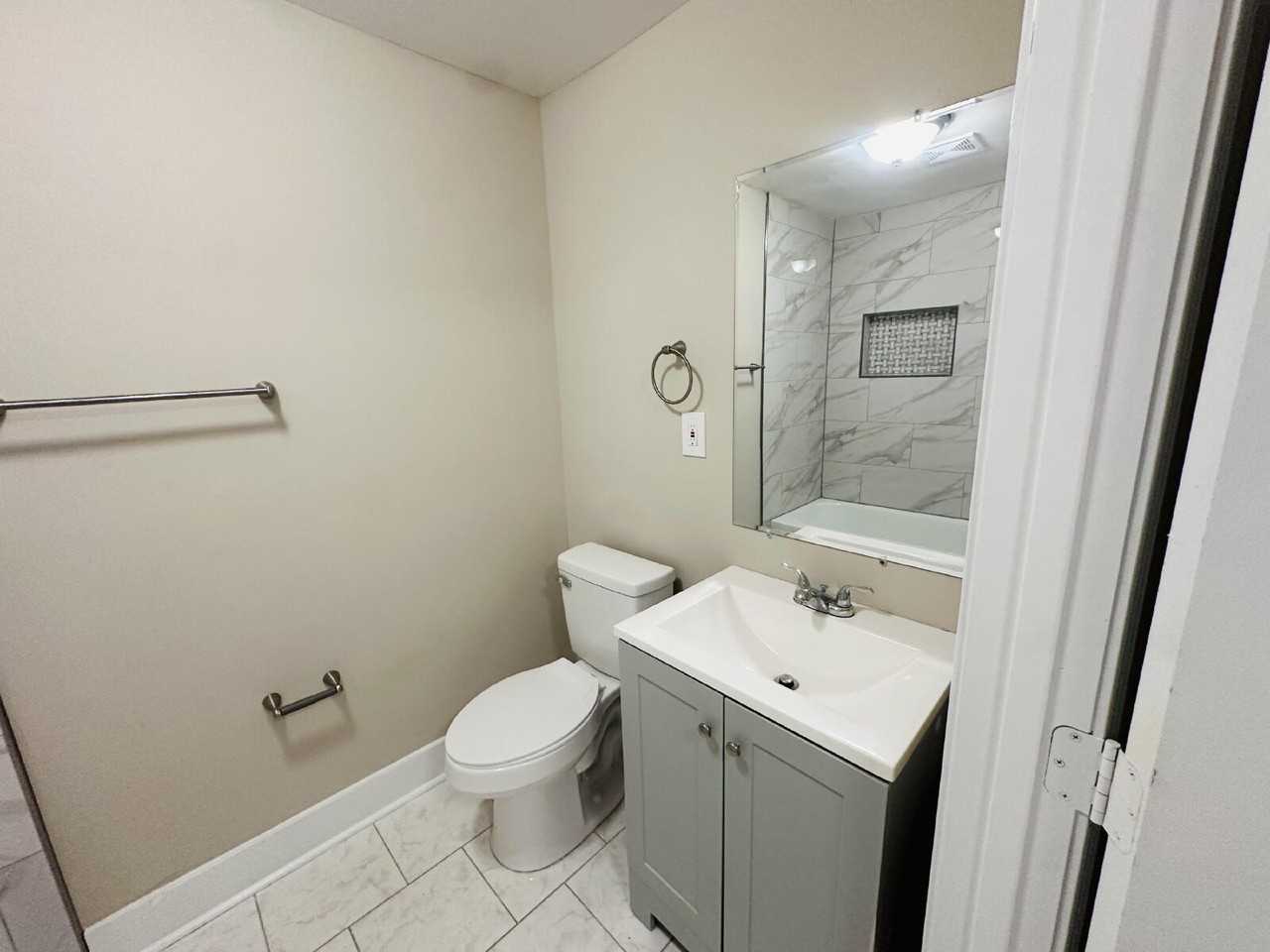 778 Atlantic St - Photo 6 of 16