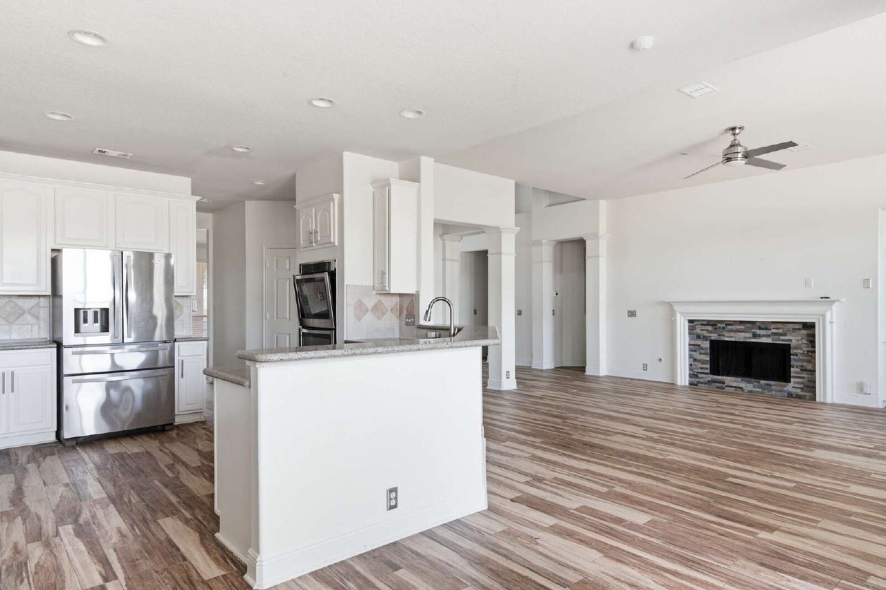 11602 Canyon Mills Dr - Photo 4 of 30