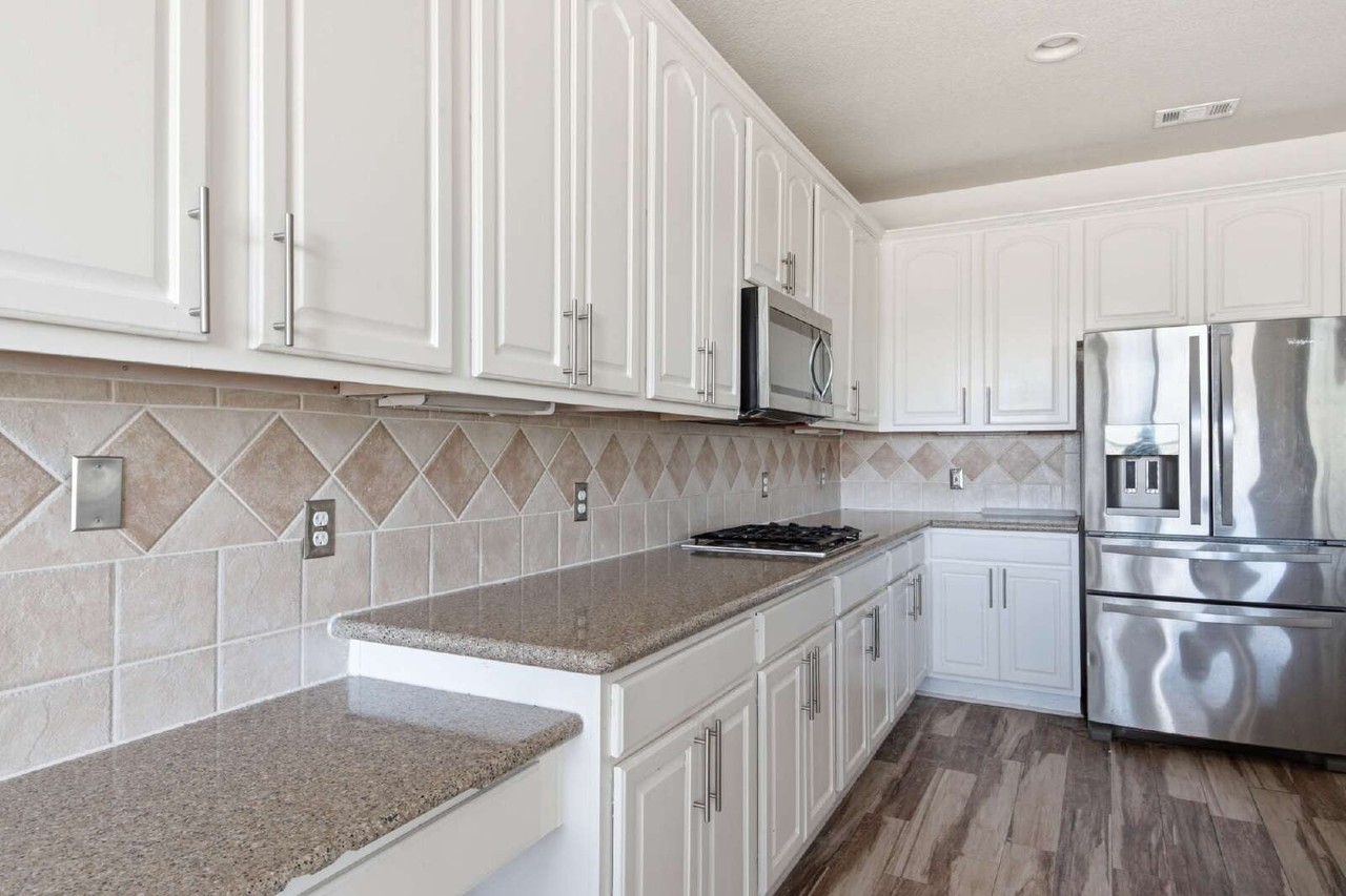 11602 Canyon Mills Dr - Photo 5 of 30