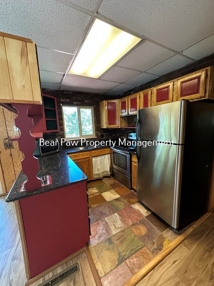 20341 Maxwell Dr - Photo 4 of 13