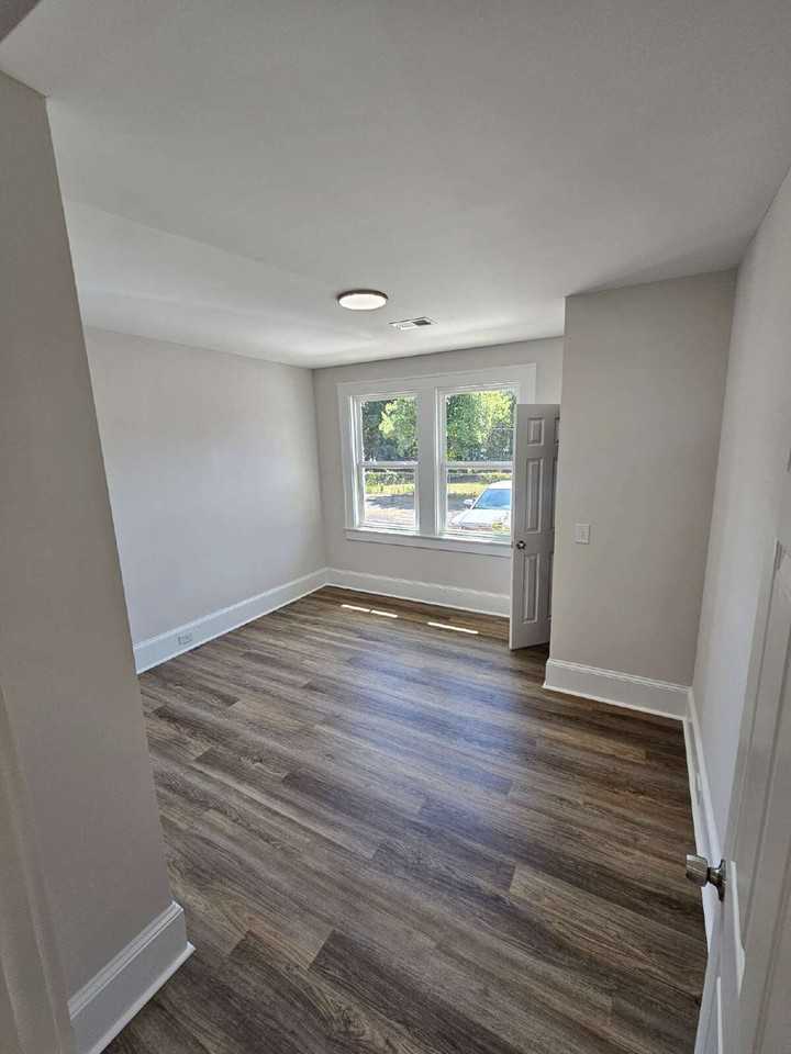 3614 Phillips St - Photo 6 of 16