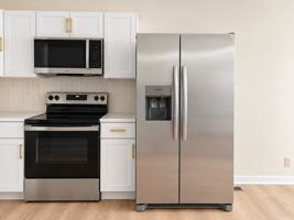 featured image of 801 Mill St