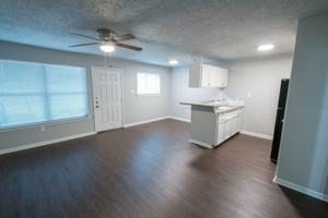 featured image of 6519 Sloan St #6