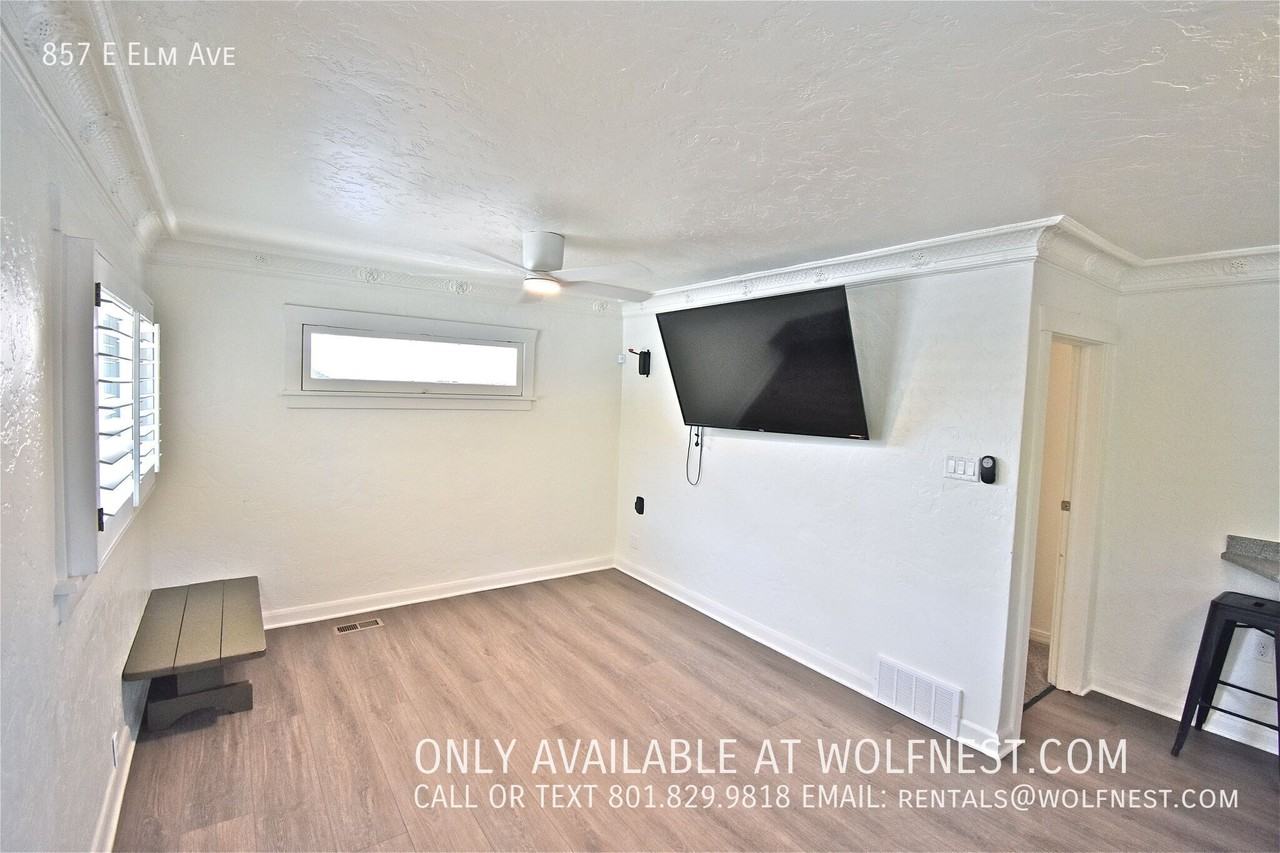 857 E Elm Ave - Photo 2 of 30