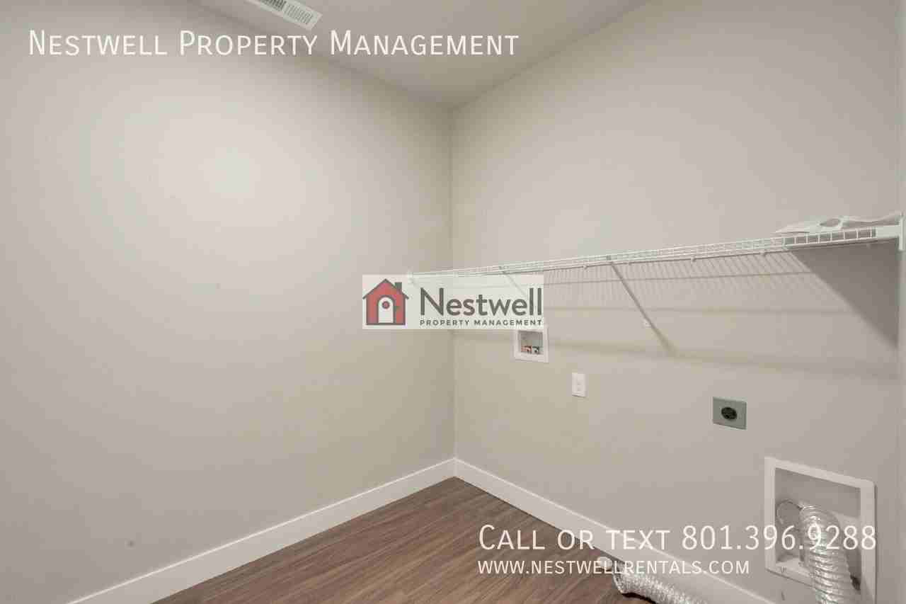4716 W Grady Ln #302 - Photo 6 of 20