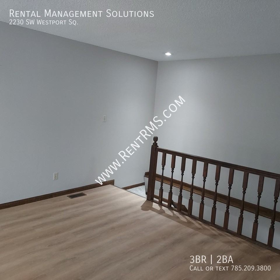 2230 Sw Westport Sq - Photo 3 of 29