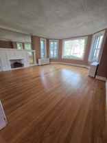 8010 S Saint Lawrence Ave - Photo 1 of 1