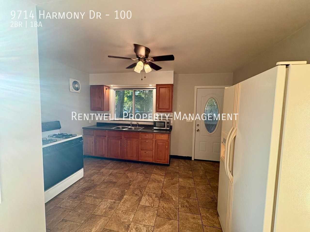 9714 Harmony Dr #100 - Photo 6 of 24