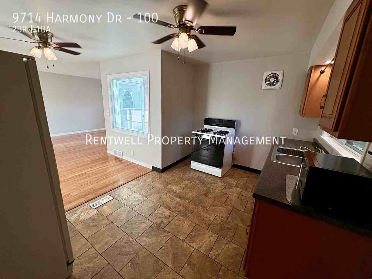 9714 Harmony Dr #100 - Photo 7 of 24