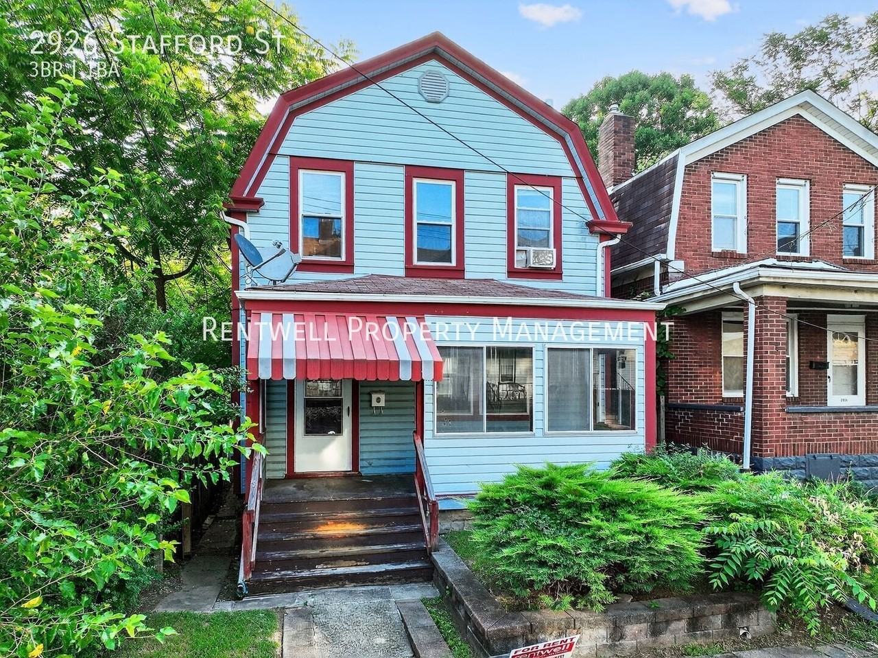 2926 Stafford St - Photo 2 of 20
