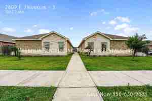 featured image of 2609 E Franklin Ave #3