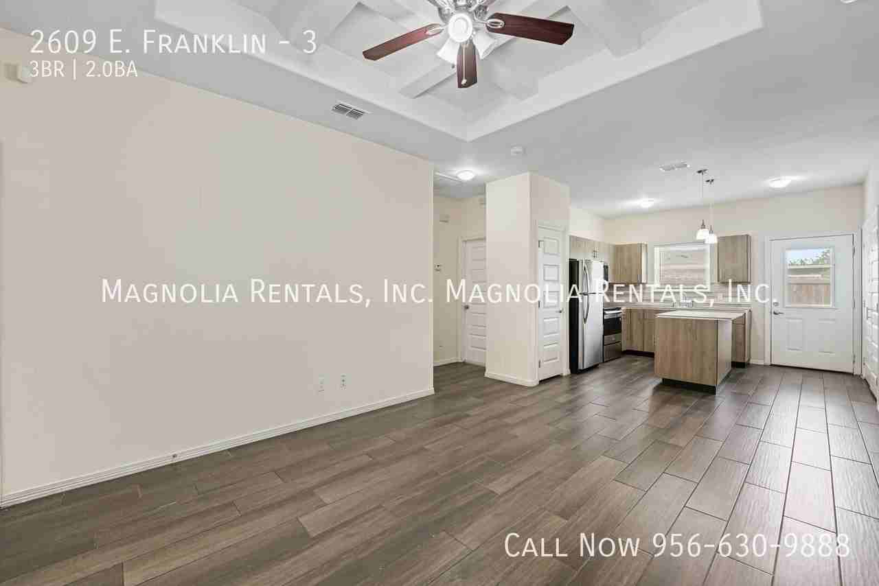 2609 E Franklin Ave #3 - Photo 3 of 17