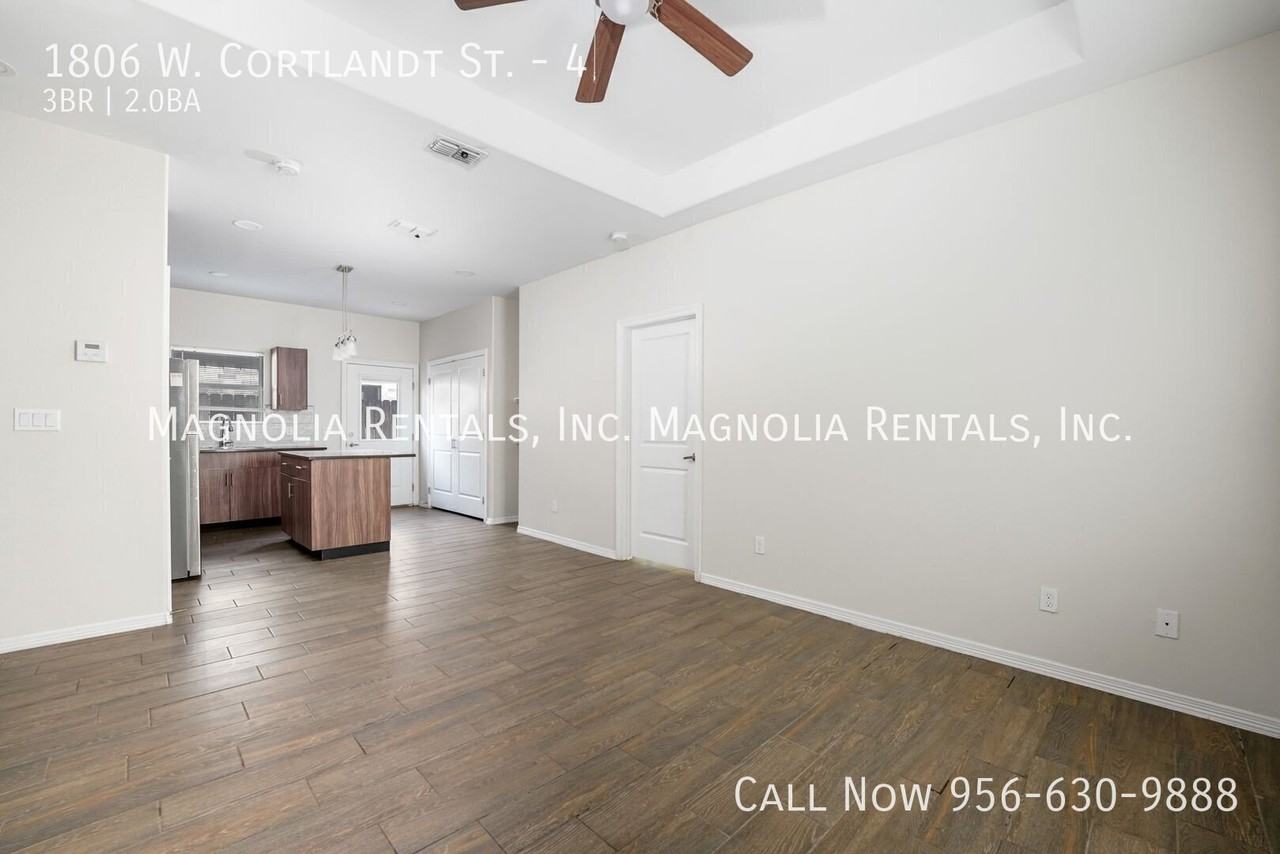 1806 W Cortlandt St #4 - Photo 3 of 17